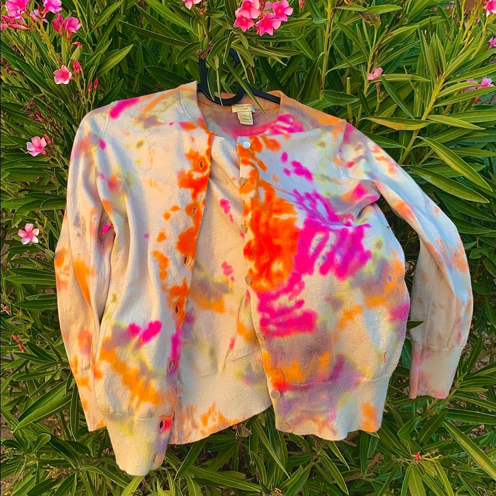 Dyed cardigan